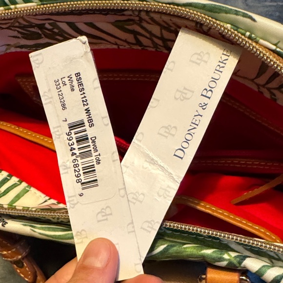 Dooney & Bourke White and Green Leaf Tote - Picture 5 of 7